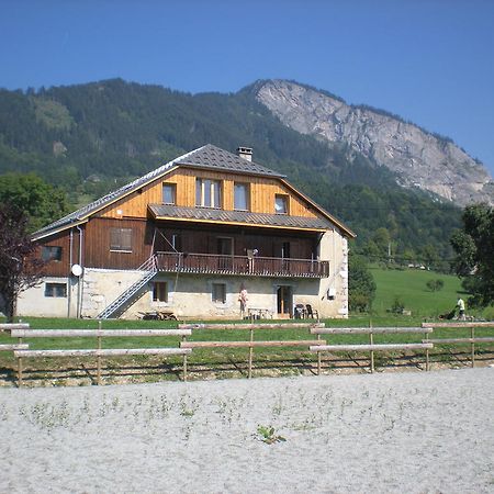 Les Paddocks Du Mont Blanc Hotel Mieussy ภายนอก รูปภาพ